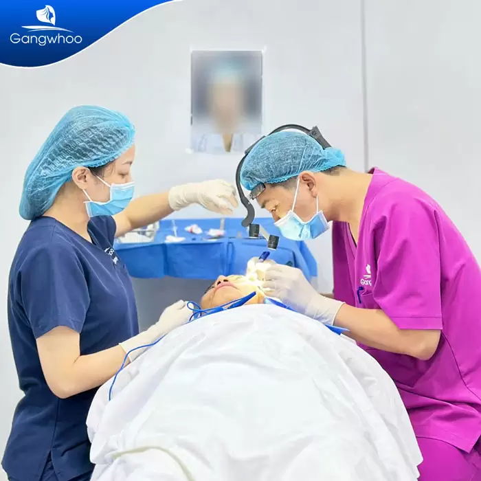 chinh sup mi bam sinh en 8