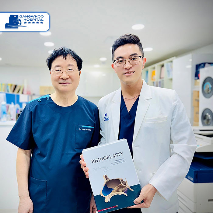Gangwhoo Cosmetic Hospital Meet Professor Dong Hak Jung