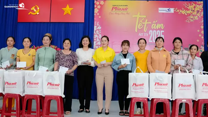 Tết Ấm Ất Tỵ: BVTM Gangwhoo & Báo Phụ Nữ Trao Quà Tại H.Cần Giờ 14 Tết Ấm Ất Tỵ: BVTM Gangwhoo & Báo Phụ Nữ Trao Quà Tại H.Cần Giờ