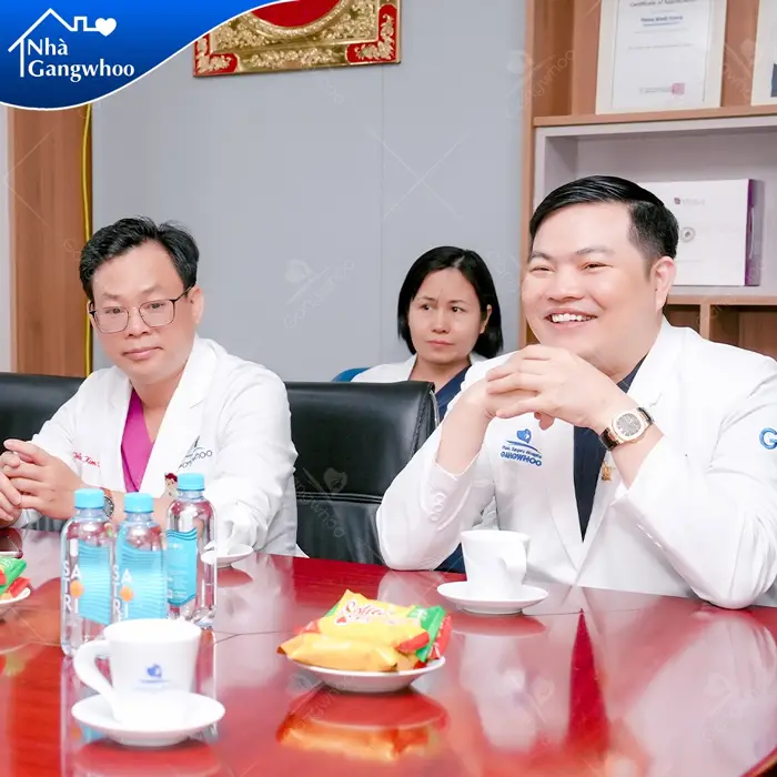 Lãnh đạo Phường Tân Bình Gửi Lời Chúc Mừng Ngày Thầy Thuốc Việt Nam Đến Bác Sĩ Gangwhoo 7 phong y te tan binh chuc mung ngay thay thuoc viet nam den bac si gangwhoo 7