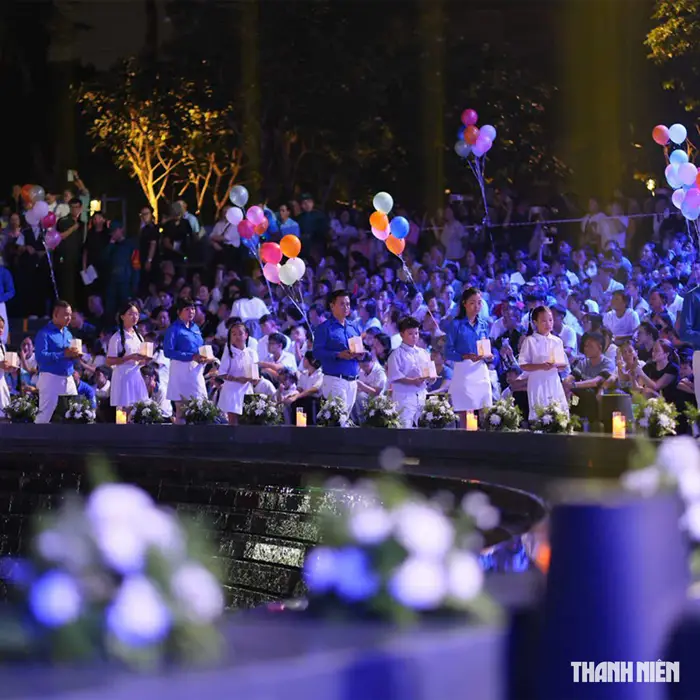 gangwhoo dong hanh cung tre em mo coi trong dem nghia tinh phuong nam 1